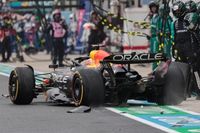 Verstappen: “too easy” to blame F1 pitstop failures on personnel changes